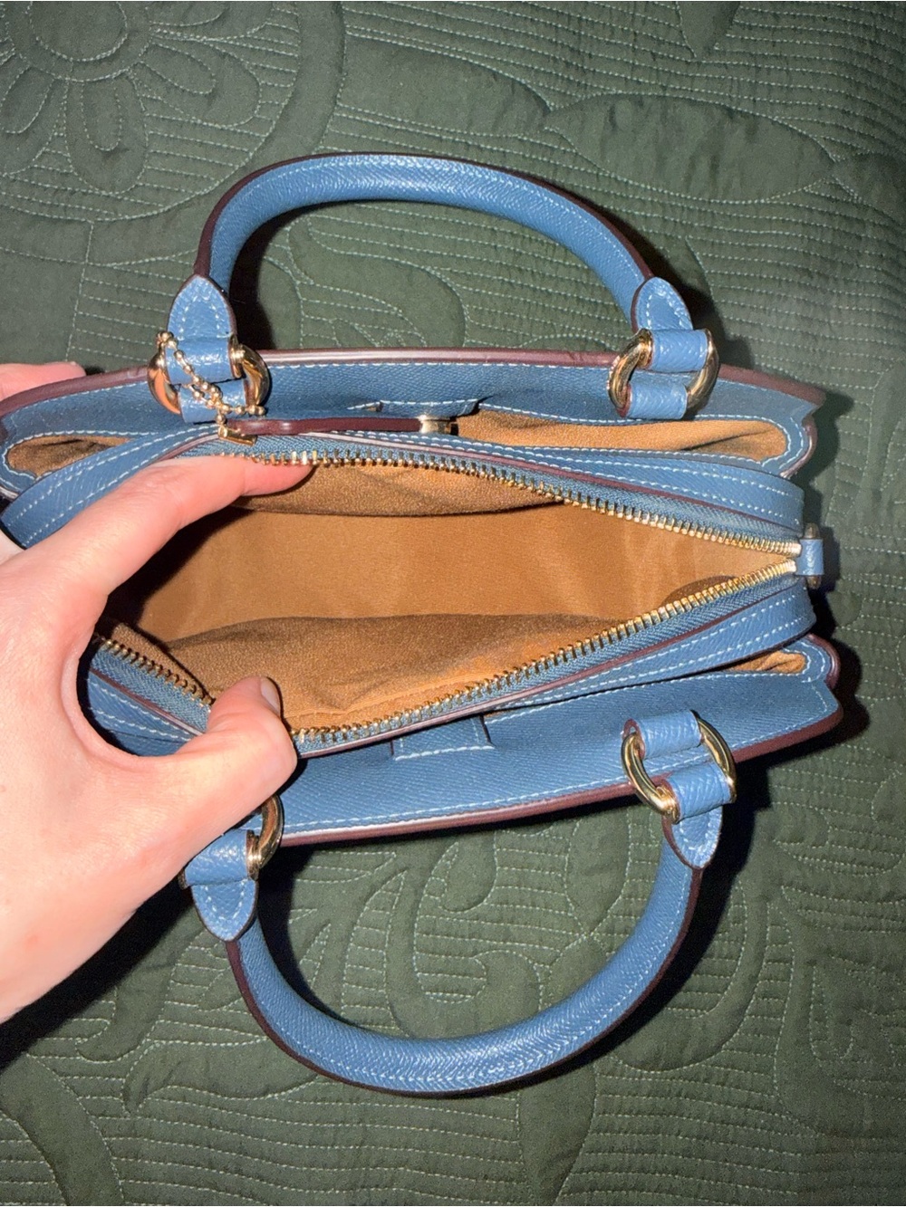 Coach Mini Lillie Carryall- EUC No Strap - Picture 8 of 11